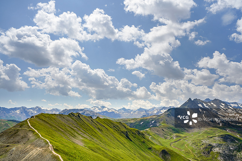 迷人的阿尔卑斯山逃逸图片素材