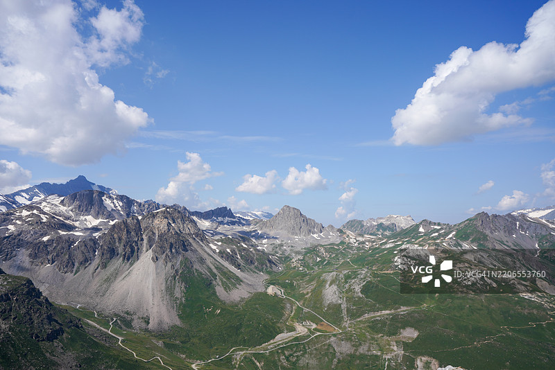 宁静的阿尔卑斯山逃逸图片素材