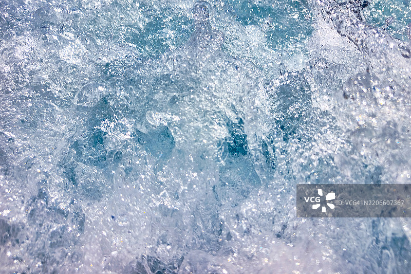 海浪拍打图片素材