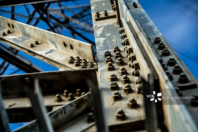 电力杆建设框架细节图片素材