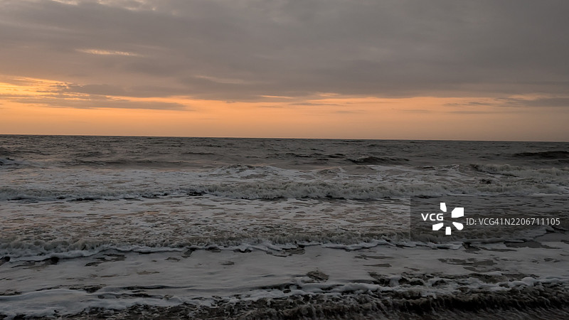 乔治亚州查塔姆县日落时分的海景图片素材