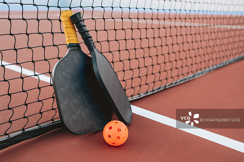 乒乓球拍和球图片素材