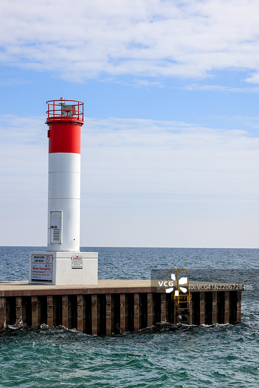 海洋与天空的美丽景色图片素材