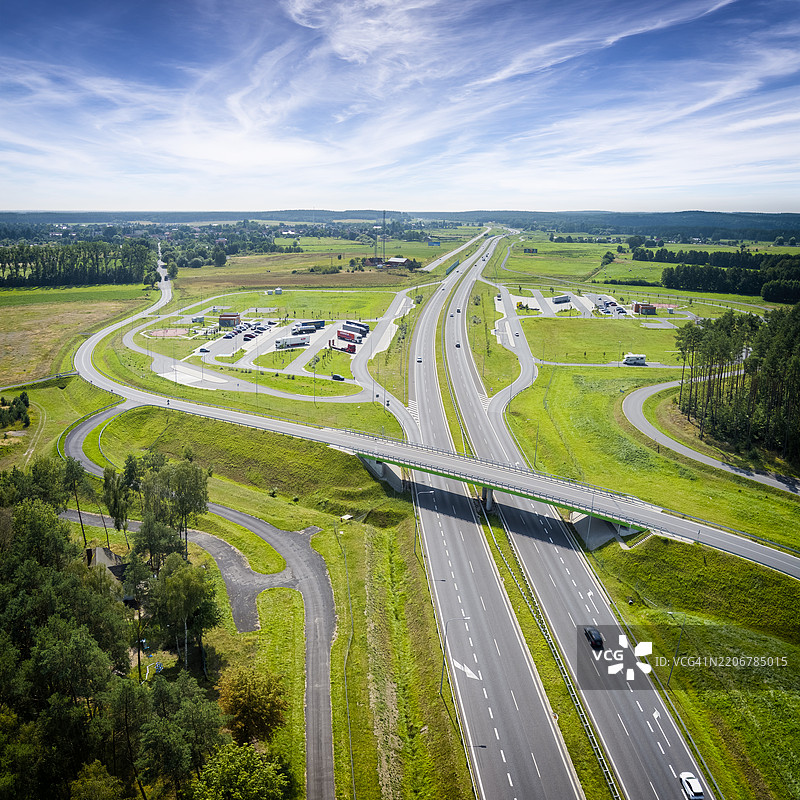 波兰假期 - 西波美拉尼亚省普日比尔诺的S3高速公路乘客服务区图片素材
