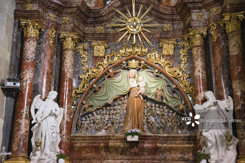 慈悲圣母祭坛，斯洛文尼亚普图伊斯卡戈拉朝圣教堂图片素材
