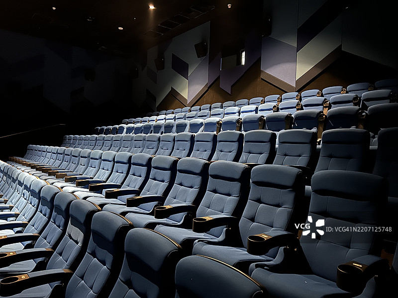 空荡荡的电影院放映厅图片素材