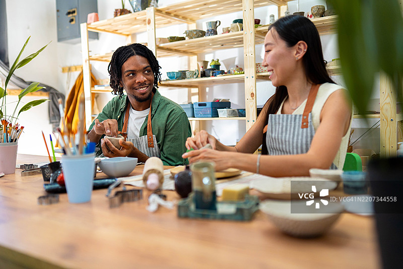 用粘土制作杯子图片素材