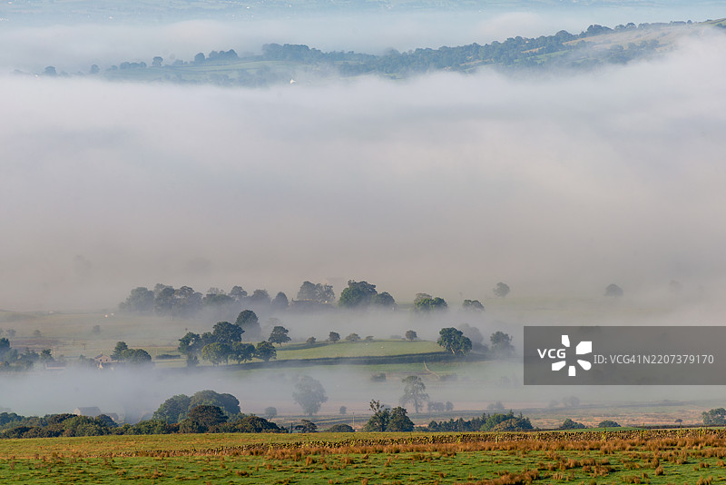 约克郡的雾霭乡村图片素材