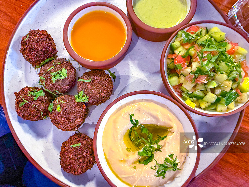 法拉费尔拼盘图片素材