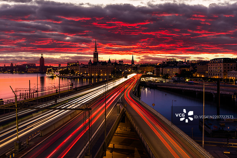 瑞典斯德哥尔摩老城的日落景色图片素材
