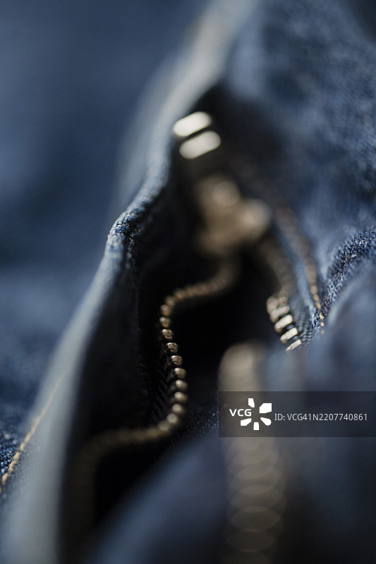 牛仔布拉链特写镜头图片素材