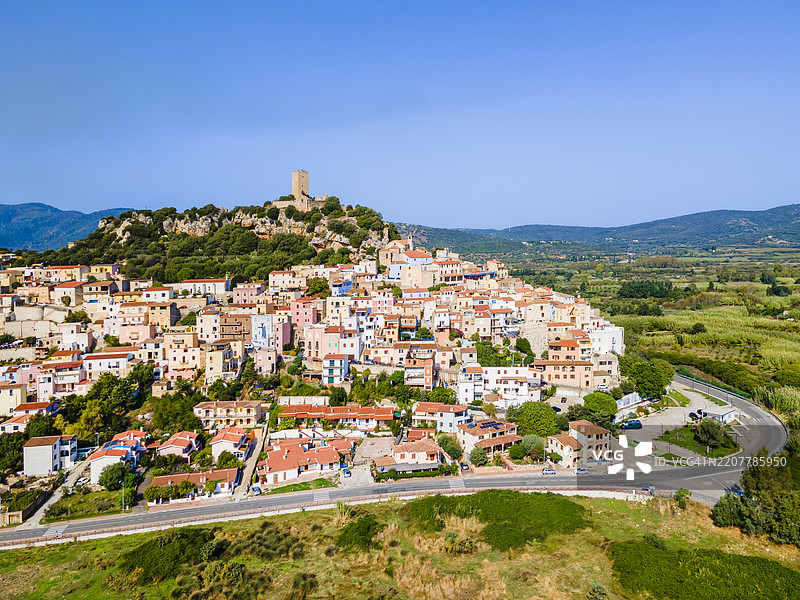 意大利撒丁岛东北部的巴罗尼亚地区的波萨达村图片素材