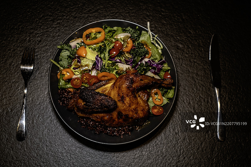 家庭烤鸡图片素材