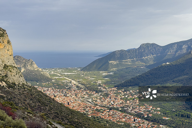 风景如画的莱奥尼迪奥镇。图片素材