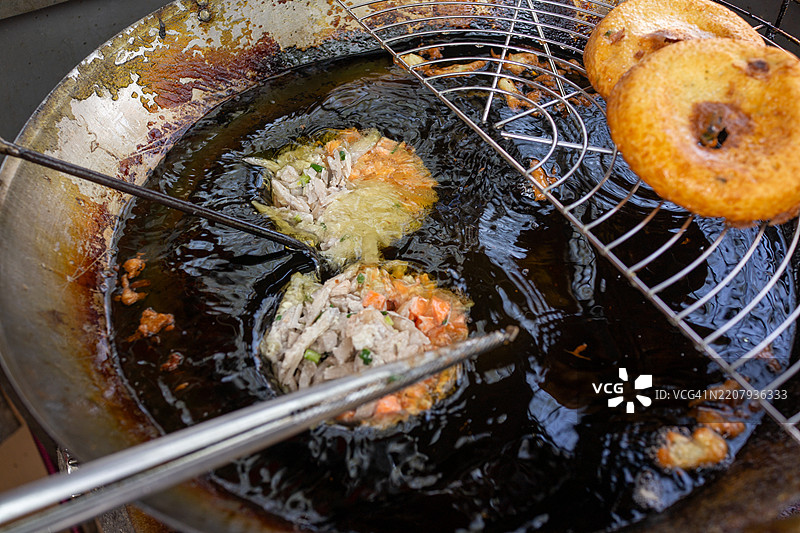 武汉炸莲藕片早餐摊图片素材