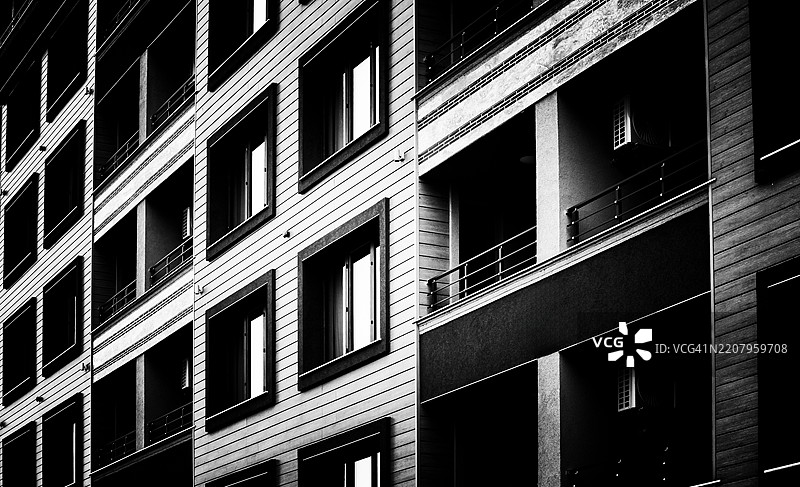 黑白色的住宅建筑图片图片素材