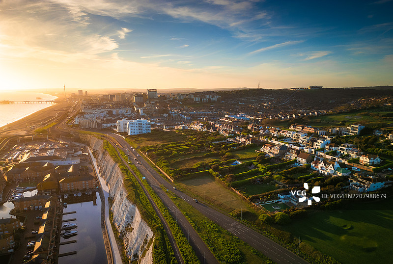 英国东萨塞克斯的罗迪恩和布莱顿码头的鸟瞰图图片素材