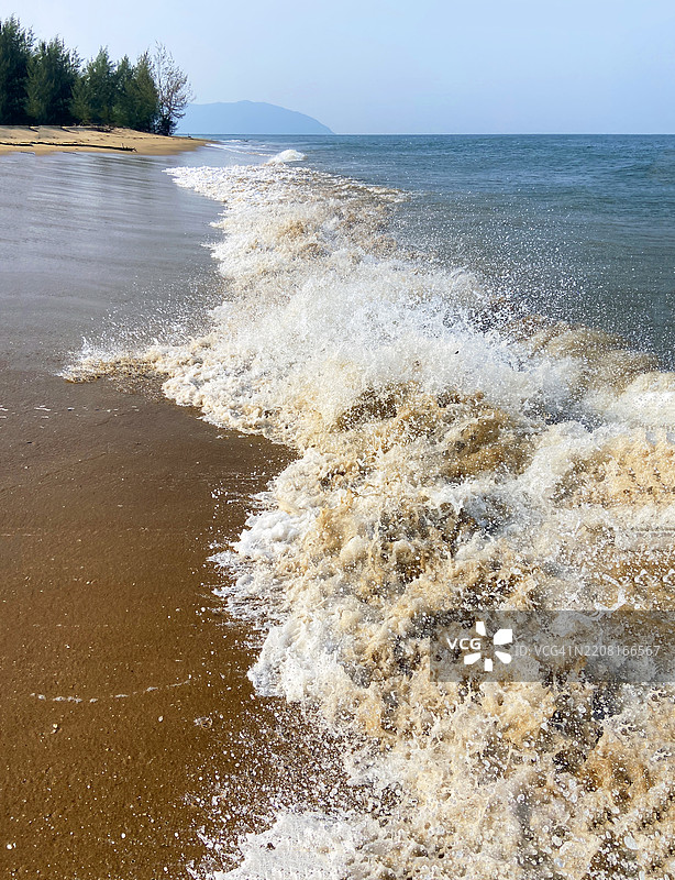 卡尔瓦尔的干净海滩图片素材