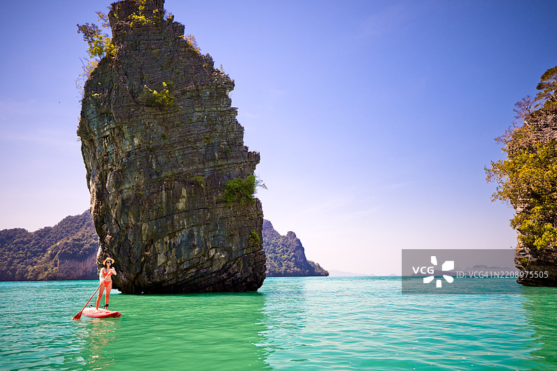 在库达湾划桨图片素材