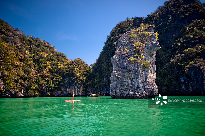 在库达湾划桨图片素材