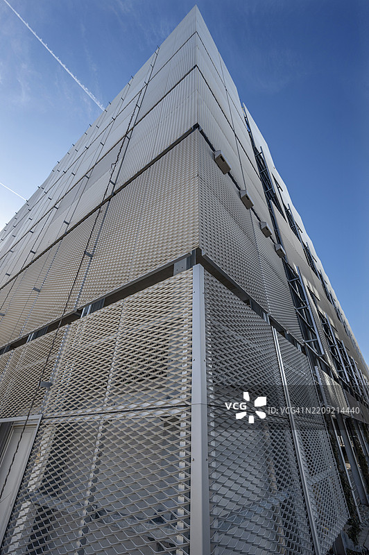 现代西门子校园多层停车场的细节，哈斯克斯特街，埃尔朗根，中法兰肯，巴伐利亚，德国，欧洲图片素材