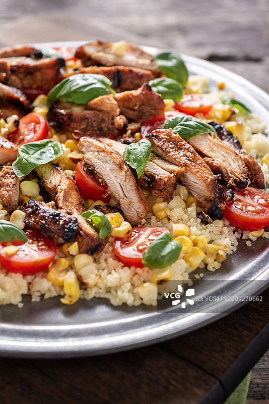 鸡肉库斯库斯图片素材