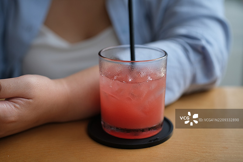 果汁和咖啡图片素材