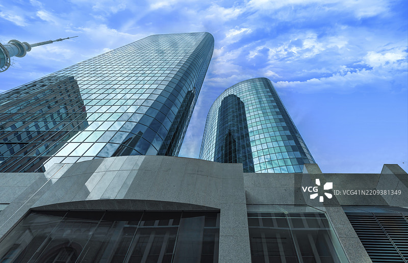 奥克兰天际线和金融市中心的壮观全景图片素材