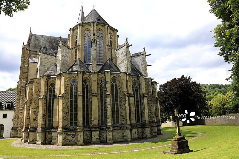 阿尔滕贝格大教堂,贝尔吉舍大教堂,阿尔滕贝格修道院的前修道院教堂,由西方修道院于1133年建造,位于德国北莱茵-威斯特法伦州科隆行政区的莱茵-贝尔吉舍区。图片素材