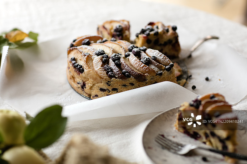 苹果蓝莓蛋糕图片素材