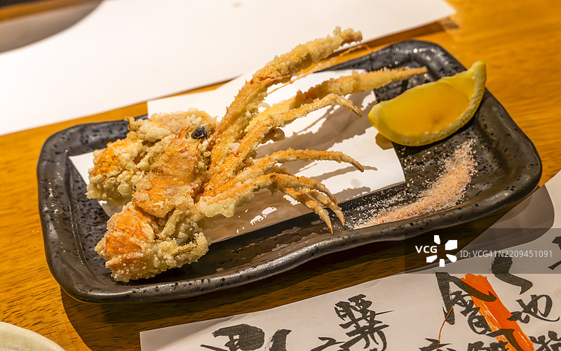 横滨的柠檬盐炸虾天妇罗图片素材