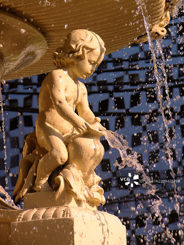 喷泉特写，水流潺潺图片素材