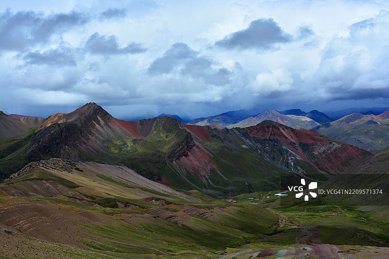 秘鲁的维尼昆卡山图片素材