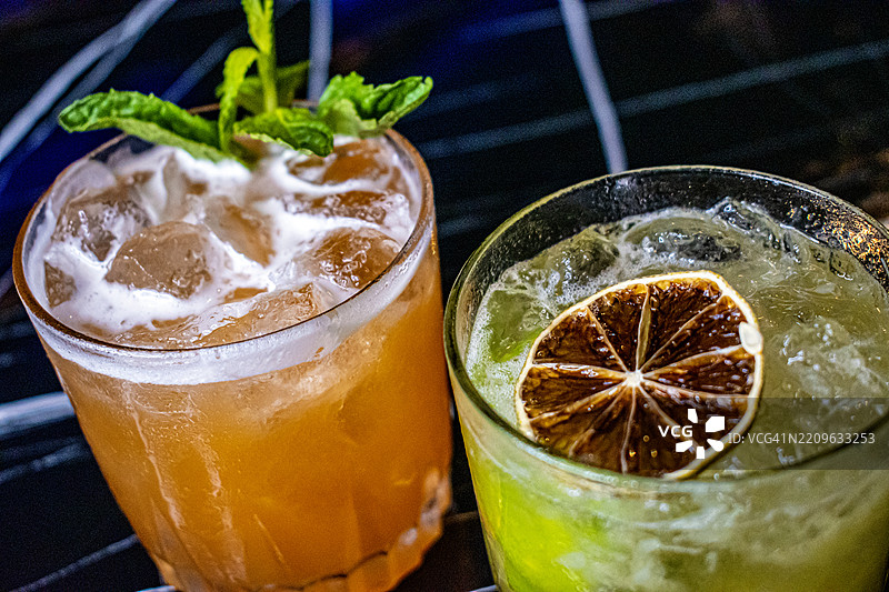 饮料。柑橘饮料，橙子，青柠，柠檬，粉红葡萄柚图片素材