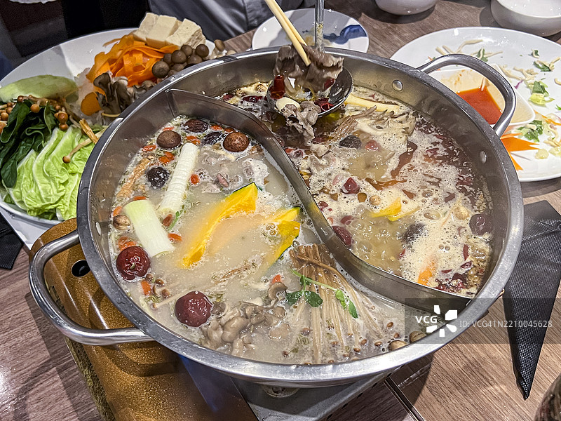 东京的火锅晚宴派对图片素材