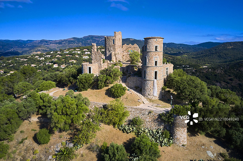 法国，瓦尔，圣特罗佩高尔夫，格里莫村图片素材