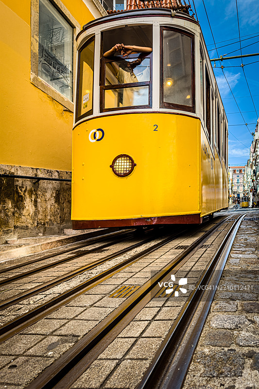 里斯本的“杜阿尔特·贝洛”缆车，葡萄牙。VI图片素材