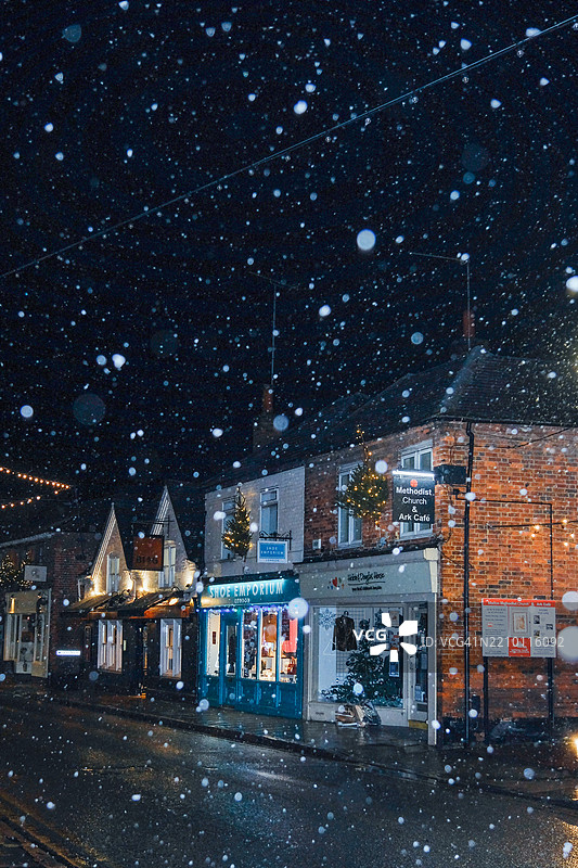 巴克ingham郡马尔洛的雪景街道图片素材