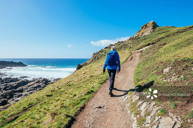 康沃尔郡，英国的蜥蜴角至基南斯湾沿海步道图片素材