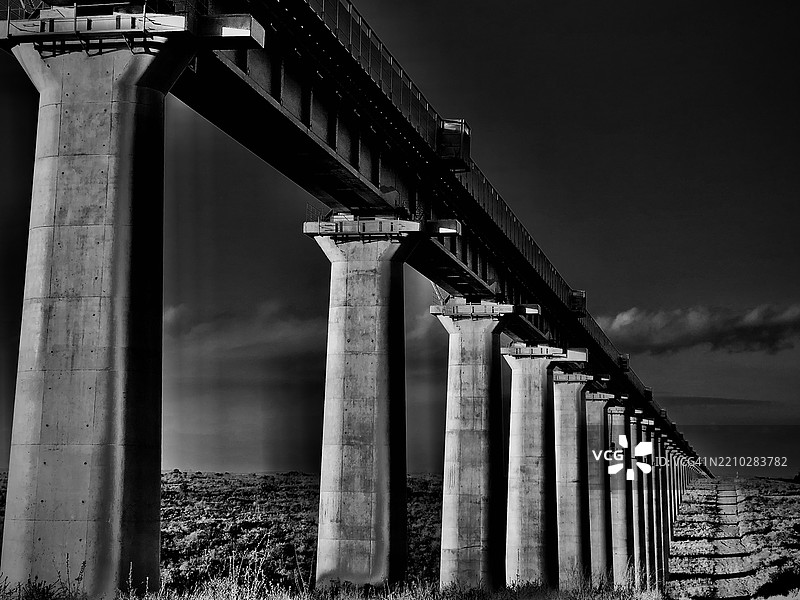 内罗毕国家公园是位于肯尼亚的一个国家公园，成立于1946年，距离内罗毕市中心约7公里。图片素材