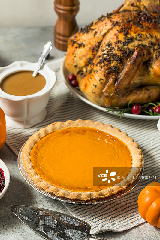 高角度视图的餐桌美食，美国，USA图片素材