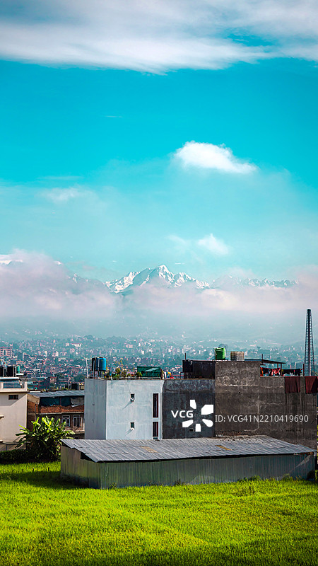 田野与天空的美丽景色图片素材