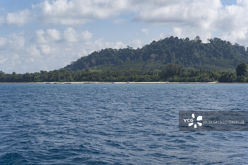 哈维洛克岛的戈文德纳加尔海滩，从渡轮上看到的景象图片素材