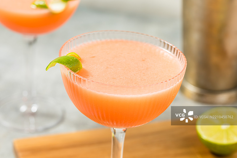 清爽的冷梅斯卡尔大寂静鸡尾酒，美国，USA图片素材