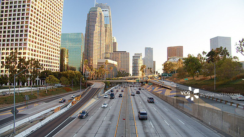 道路和城市。洛杉矶图片素材
