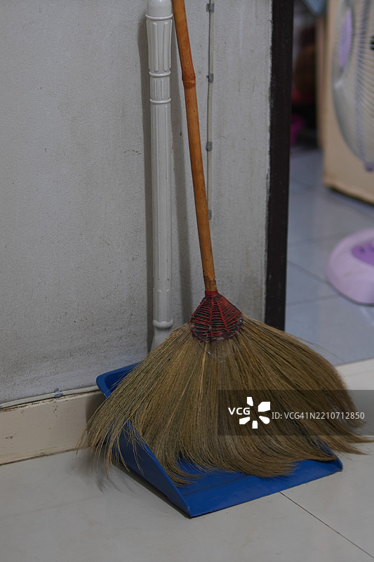 扫帚和簸箕图片素材
