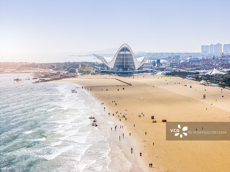 青岛金色海滩图片素材