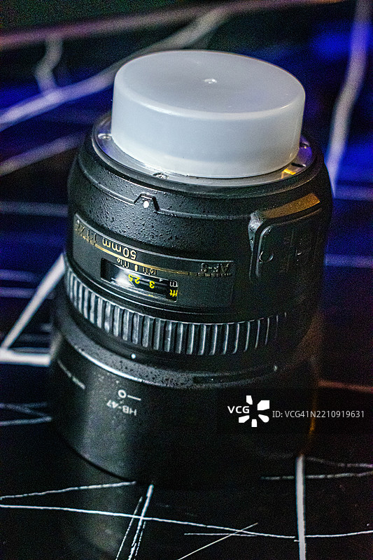 50mm定焦镜头。专业单反相机镜头。专业摄影镜头。反射相机。图片素材