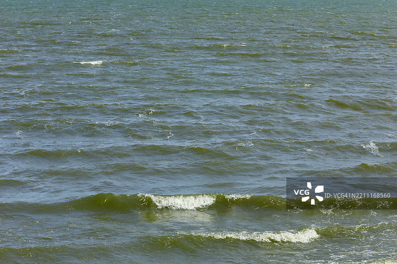 淡水大湖的水面图片素材