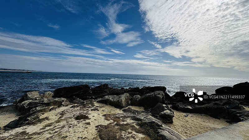 葡萄牙海洋与天空的美丽景色图片素材